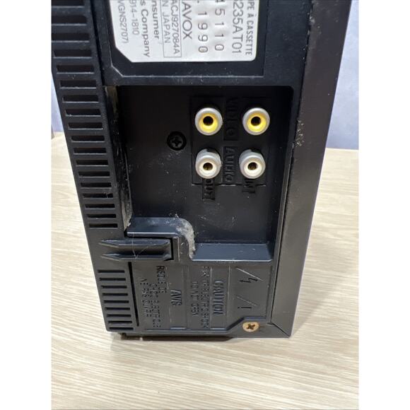 Magnavox VCR VR2032AT01 Player VHS Cassette Player No Remote working perfectly - Picture 8 of 11